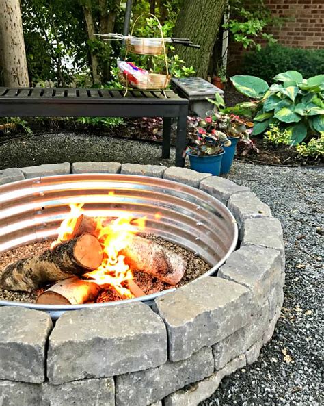 Step 5: Choose Your Fire Pit Shape. When you’re building your fire pit from scratch, remember that different shapes will also require different materials. The most common are a basic square/rectangle or a circle. Prefab fire pits and fire pit kits come in these shapes. Circular Fire Pit